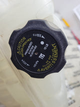 Coolant Reservoir Freightliner 575.1014 A05-28531-000 A0528531002 FRT1702C