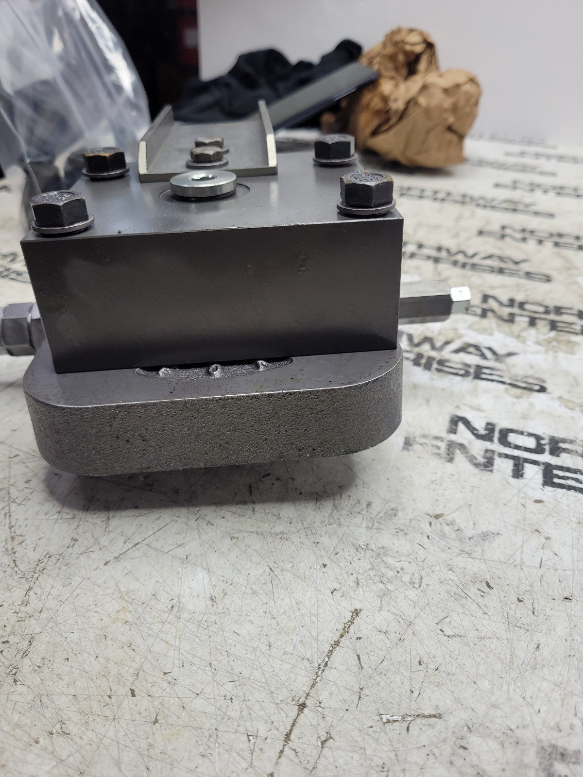 S23-12667-0 1039849 ELECTROHYDRAULIC SYSTEMS CONTROL VALVE  9A-00,75-350,A/B 24V