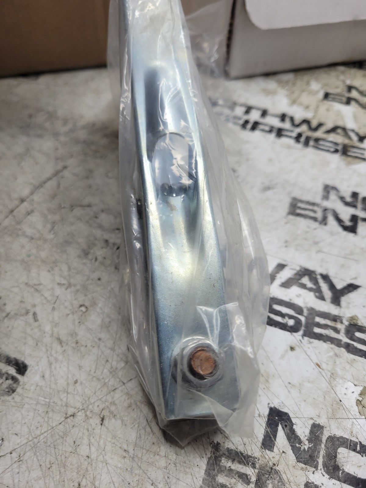 LOT OF 4 OF Shark Welding Steel Ground Clamp – 200 Amp PN 12105
