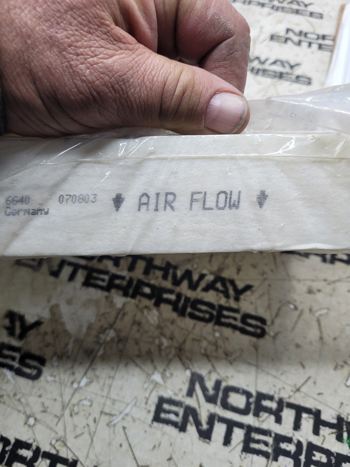 NEW Volvo Air Filter V0 8089705 VOE8089705