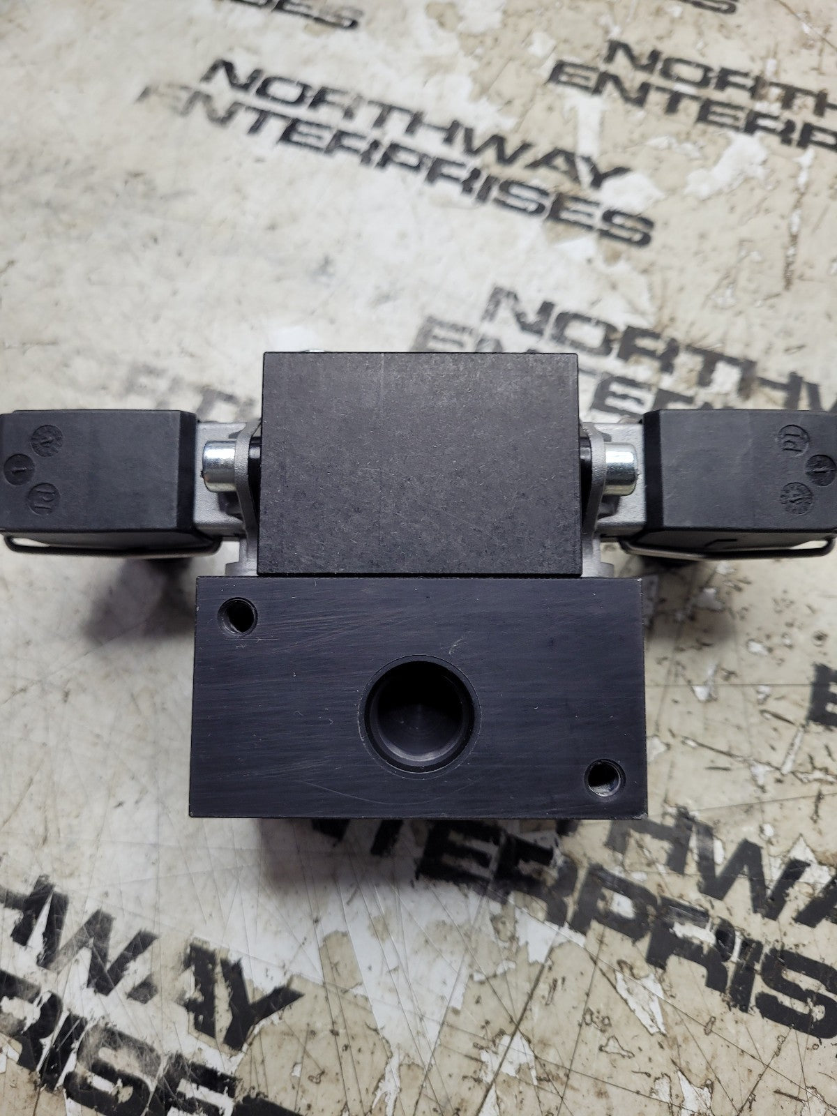 NEW Volvo 11115488 VOE11115488  Solenoid for VOLVO A25D, A25E, A25F, A25F/G, A30