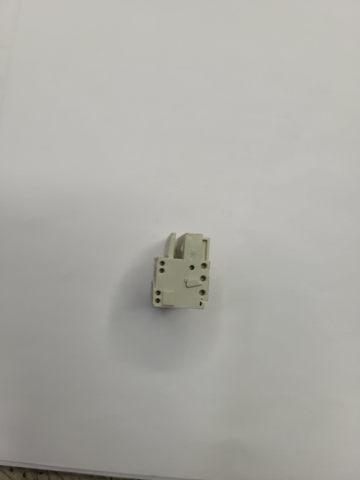 1 LOT OF 78 PC ELE-000-42195 WAGO 734-108 PHOENIX CONTACT 8 POSITION