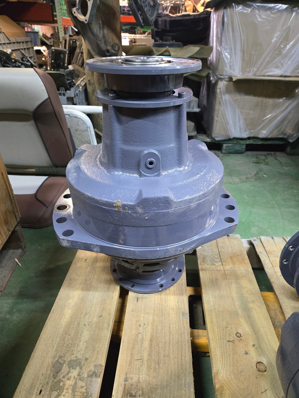 B84148P Poclain creep drive motor 24075 model code CDM10-0-127-22-P1-S1-YD00