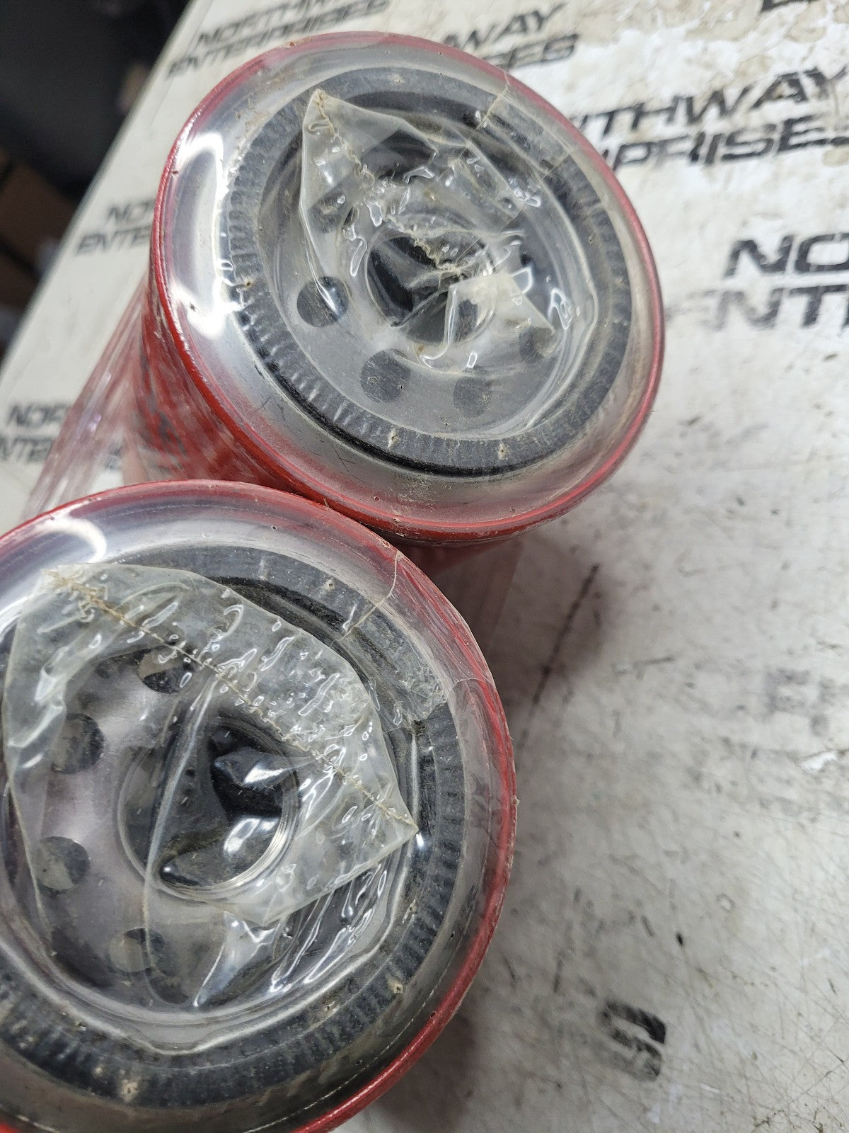LOT OF 2 FILTERS - B7306 BALDWIN OIL FILTER