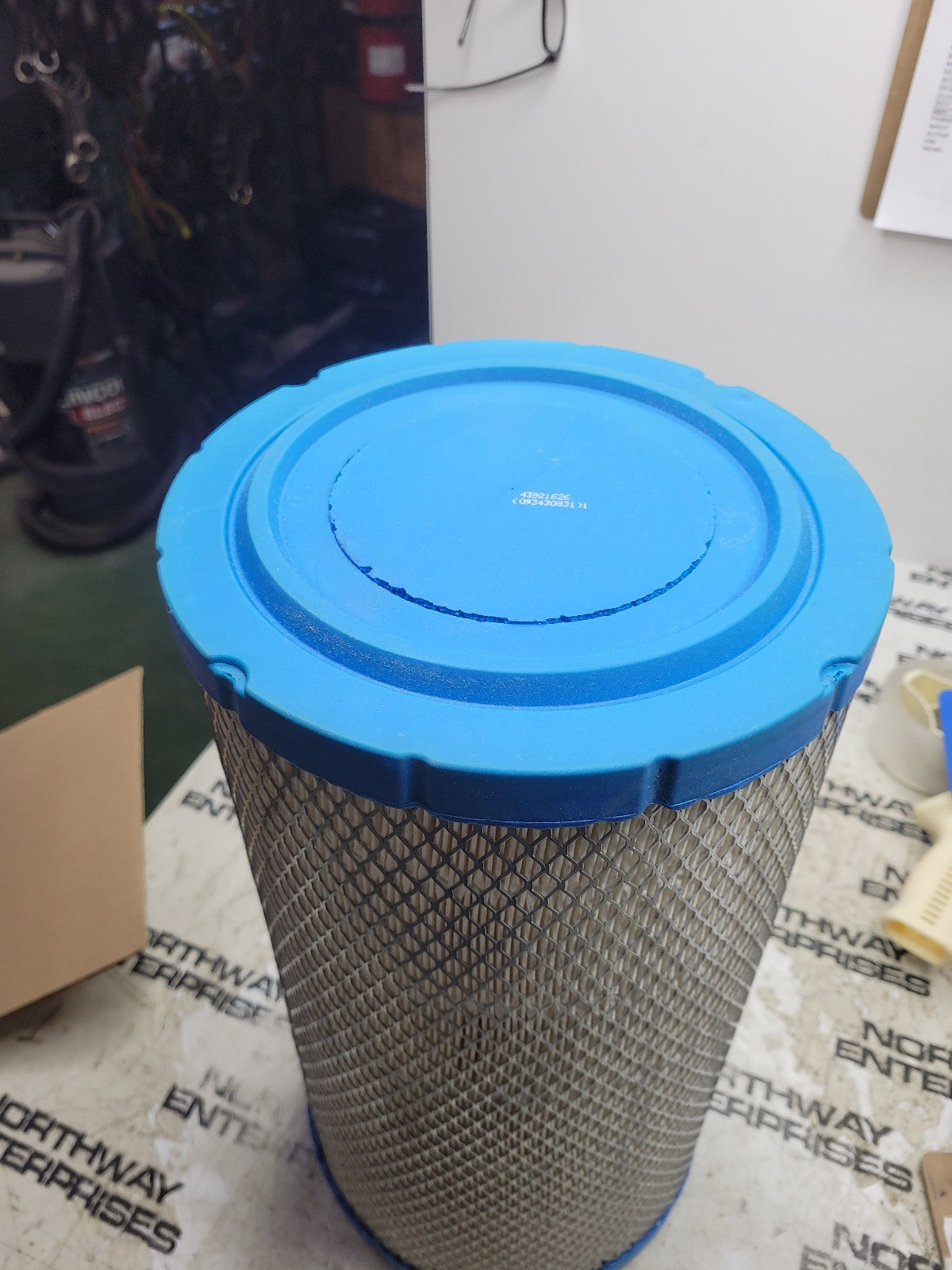 43921626 VOLVO AIR FILTER
