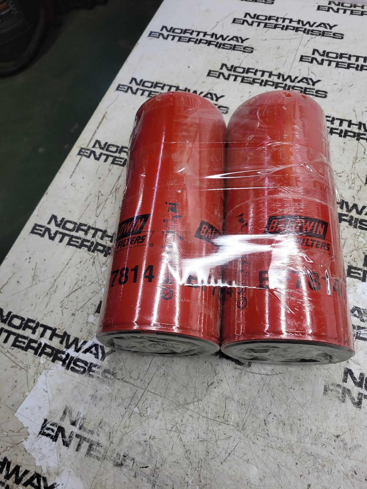 LOT OF 2 FILTERS - BF7814 BALDWIN FUEL FILTER