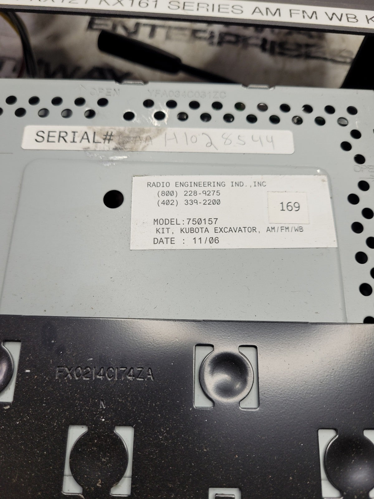 750151 CQ-2100BEU PANASONIC RADIO KIT WITH SPEAKERS 750157
