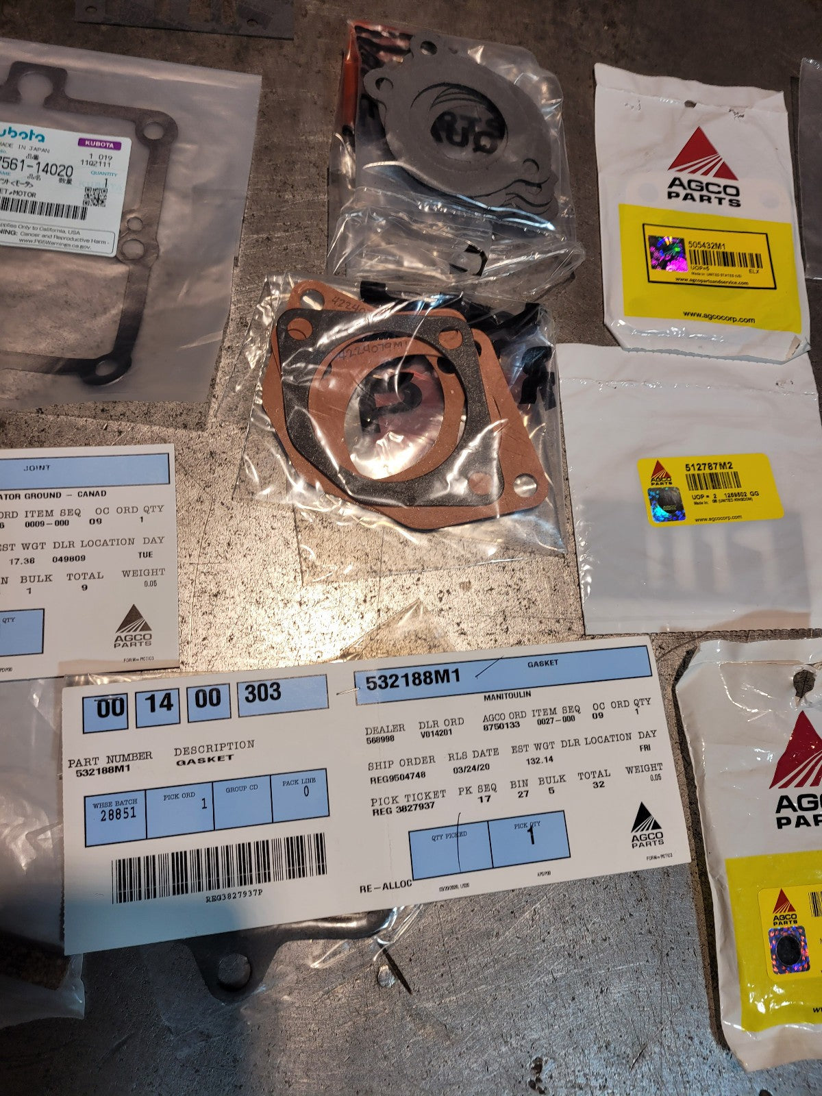 BULK LOT OF  AGCO AND KUBOTA GASKETS