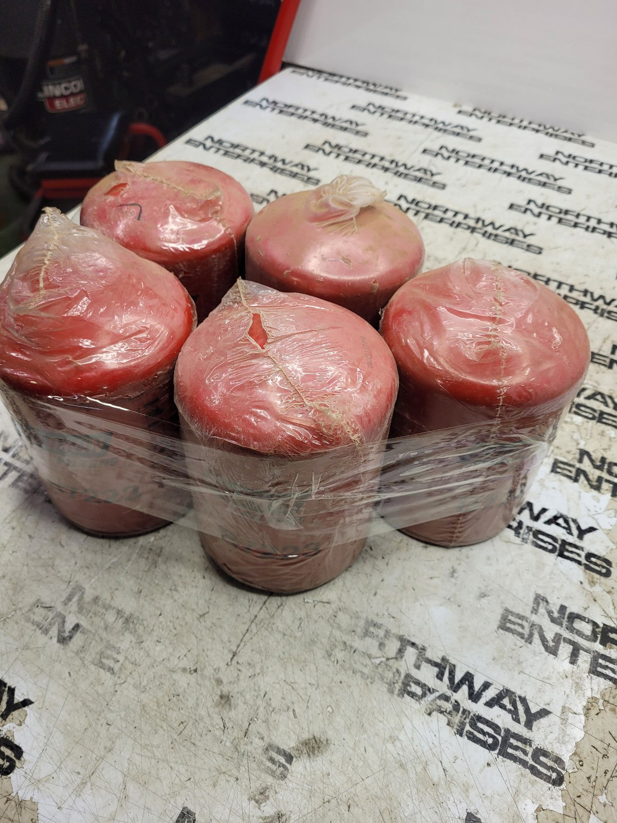 LOT OF 5 FILTERS - B7223 BALDWIN OIL FILTER