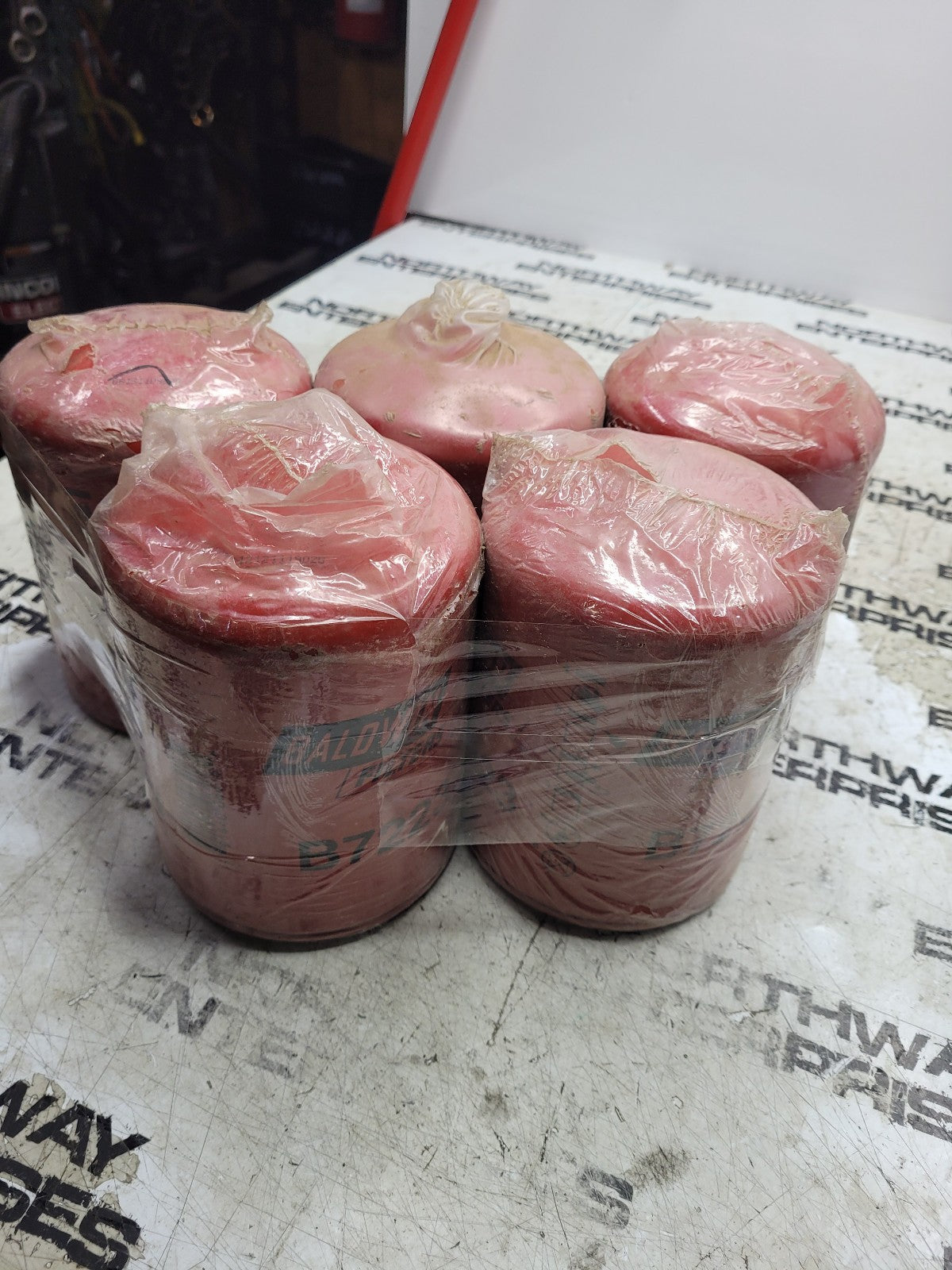 LOT OF 5 FILTERS - B7223 BALDWIN OIL FILTER