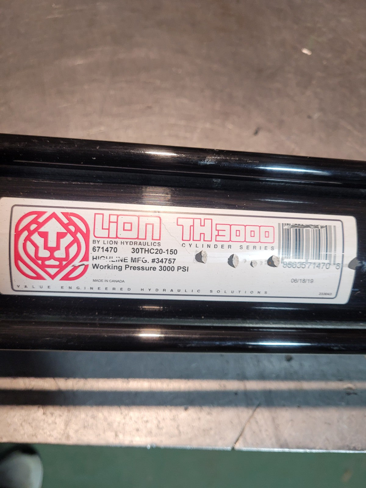 NEW LION  30TH20-150 HYDRAULIC CYLINDER