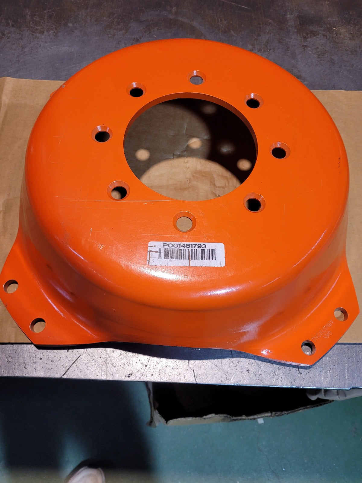 KUBOTA WHEEL CENTER M96 M135 3N999-0016 (PLEASE VIEW PICTURES AS pn MAY BE WRONG