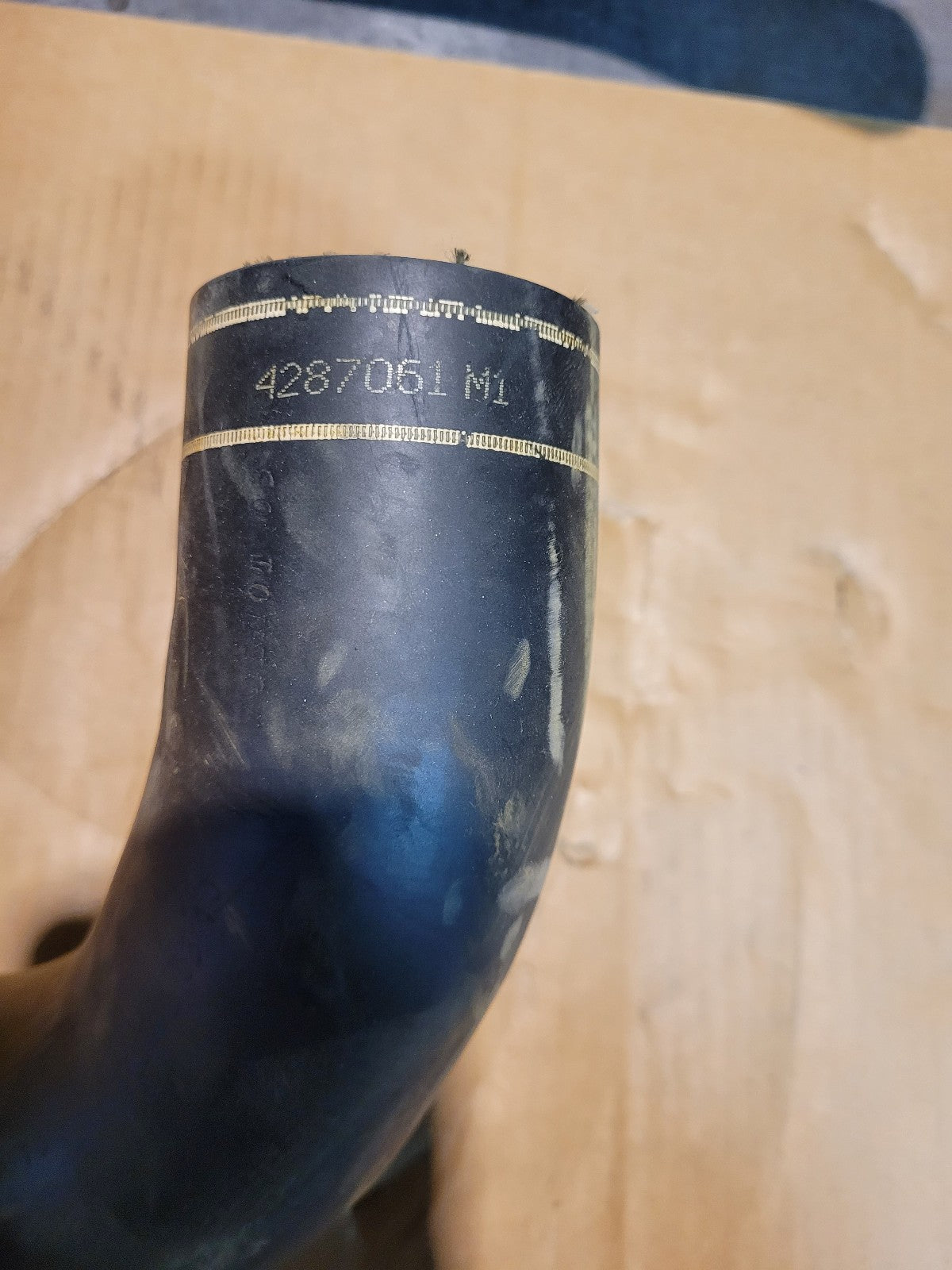 NEW 4287061M1 AGCO's Massey Ferguson - Bottom Radiator Hose