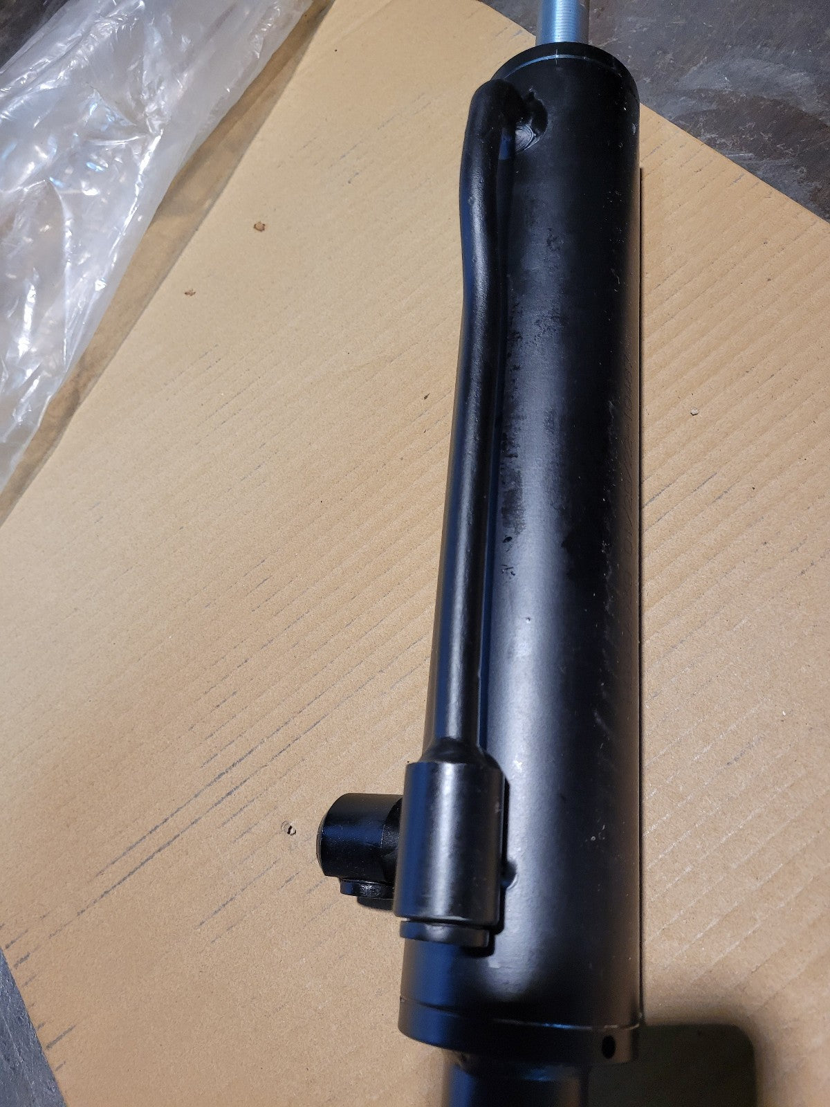 A&I A-E7NN3A739BB CYLINDER ASSEMBLY 83981561 Power Steering Cylinder 3230 3430
