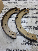 1 BOX OF 2 BRAKE SHOES - S.66862