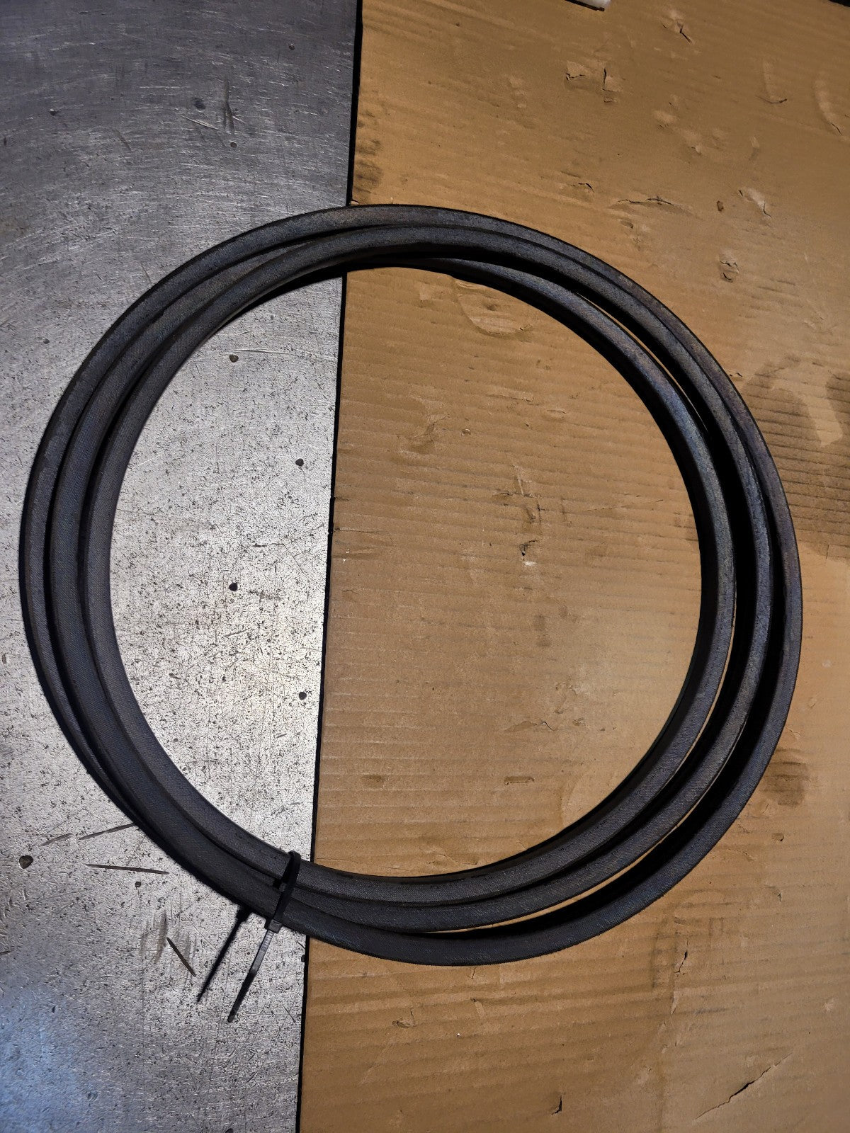 GATES B136 BELT