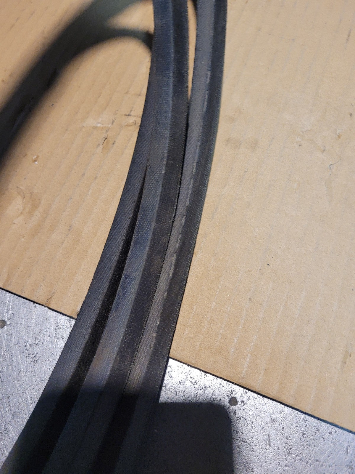 GATES B136 BELT