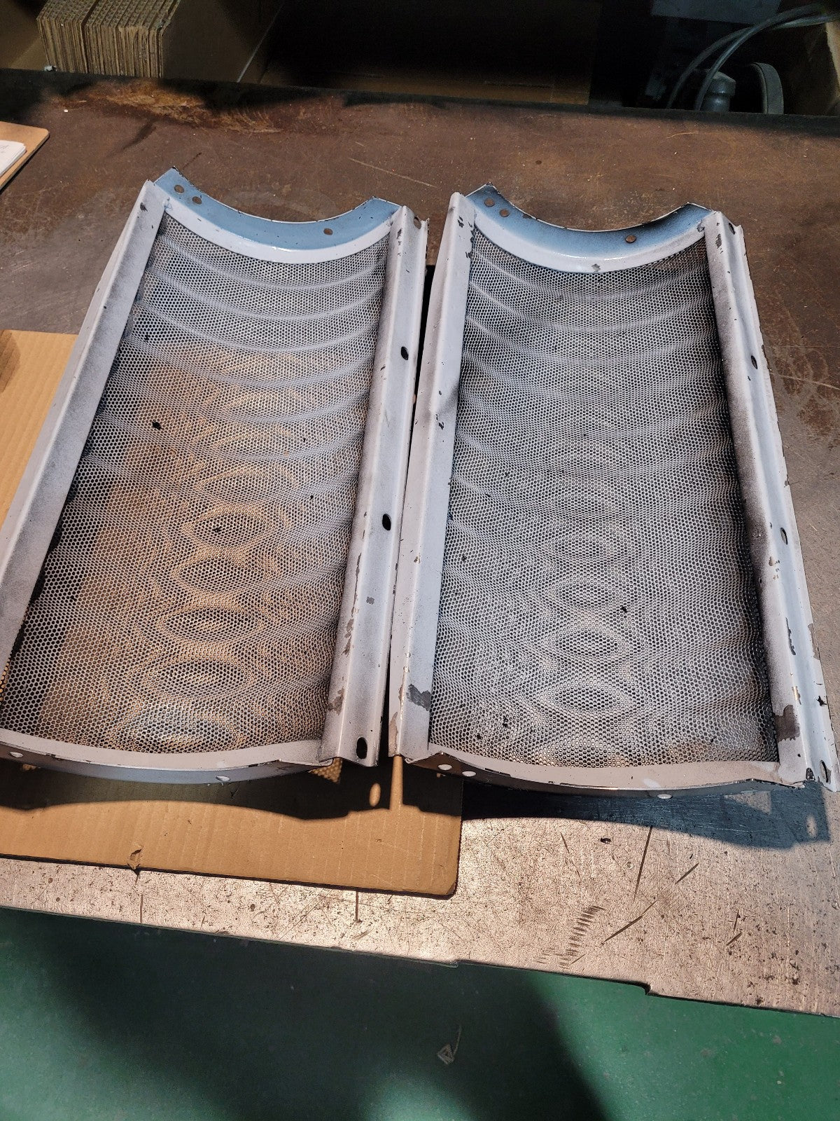 SPAREX Front Grille. Make: 65. S.67217 GRILLE SET