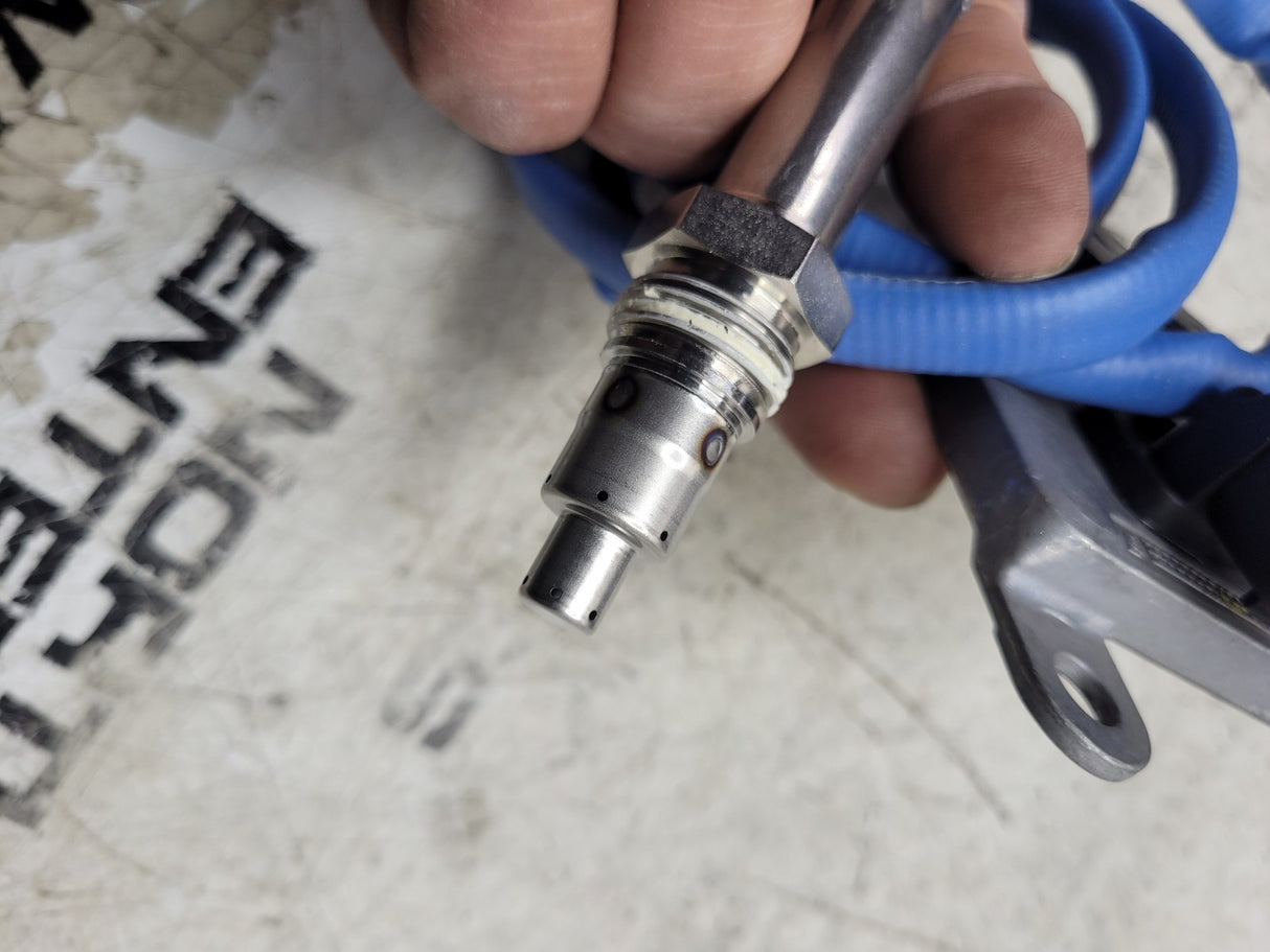 NEW AGCO 72620070 SENSOR-NOX