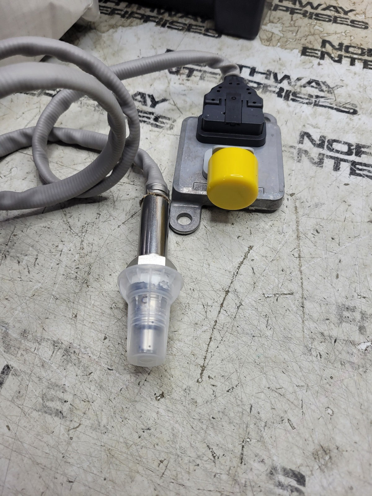 NEW AGCO 72652580 SENSOR