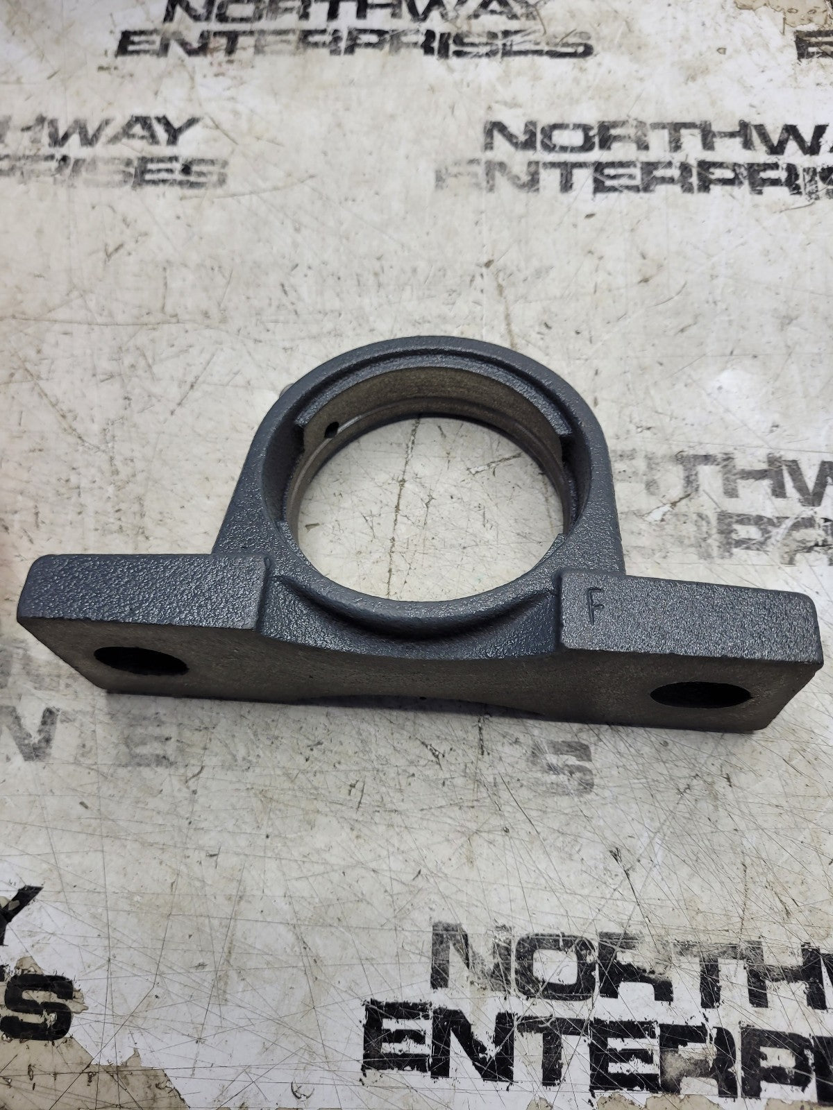 Westward BEiP207 P207 Pillow Block Bare Housing