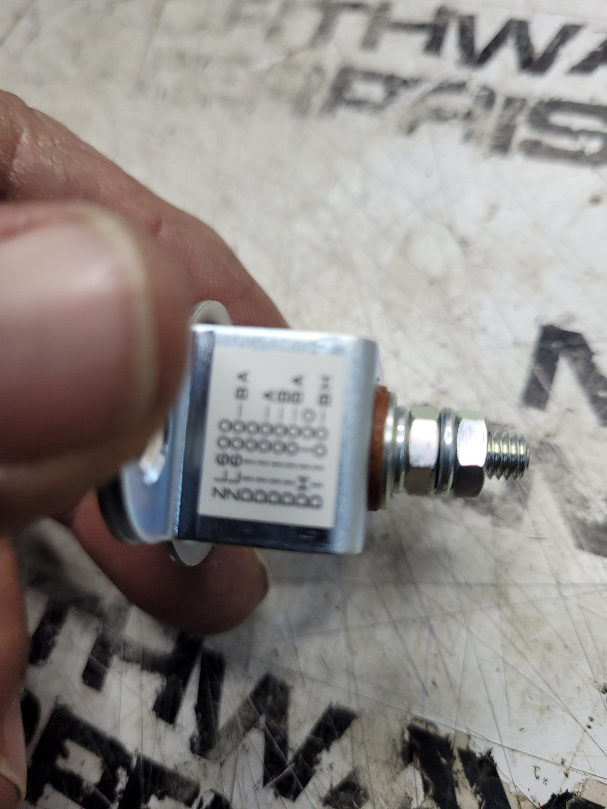 DH121-20 GLOW PLUG INDICATOR LAMP