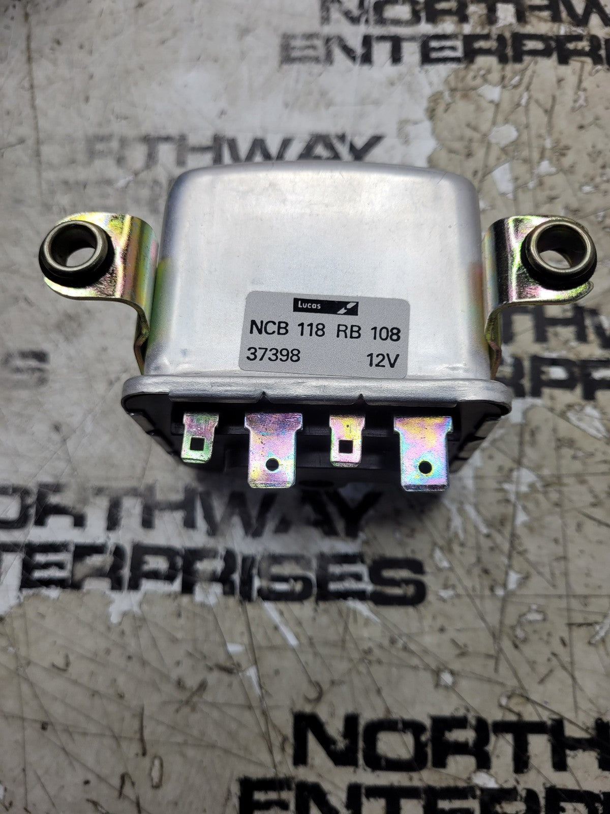 892707V92 AGCO RELAY 12V