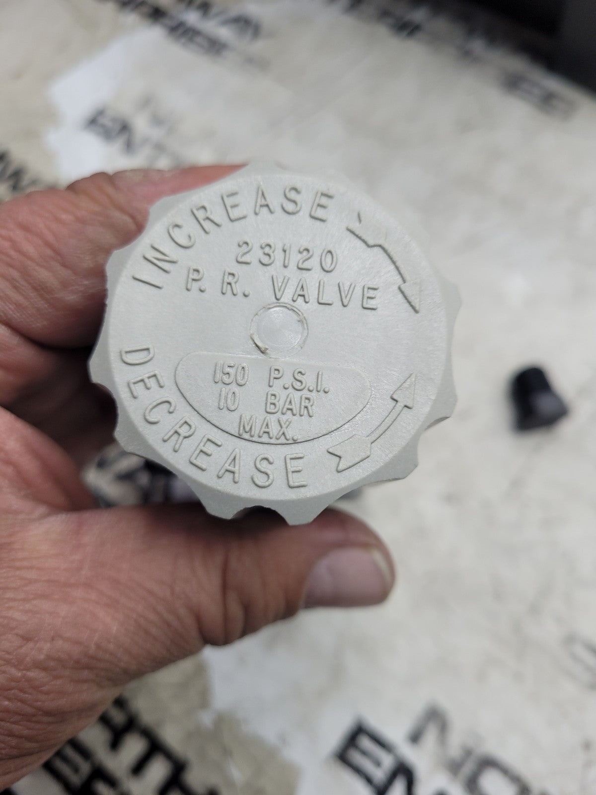 SPP23120-1/2-PP RELIEF VALVE TEE JET