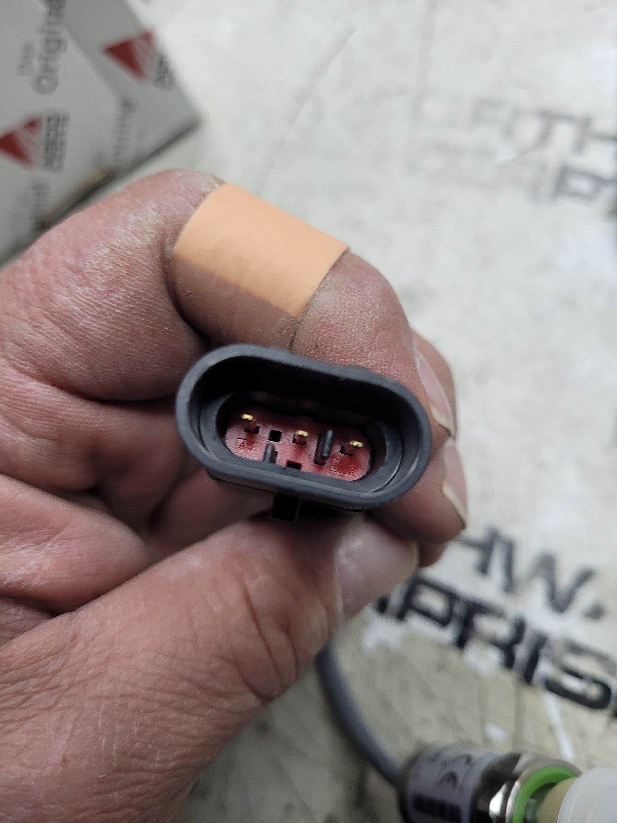 NEW 72487203 PRESSURE SENSOR