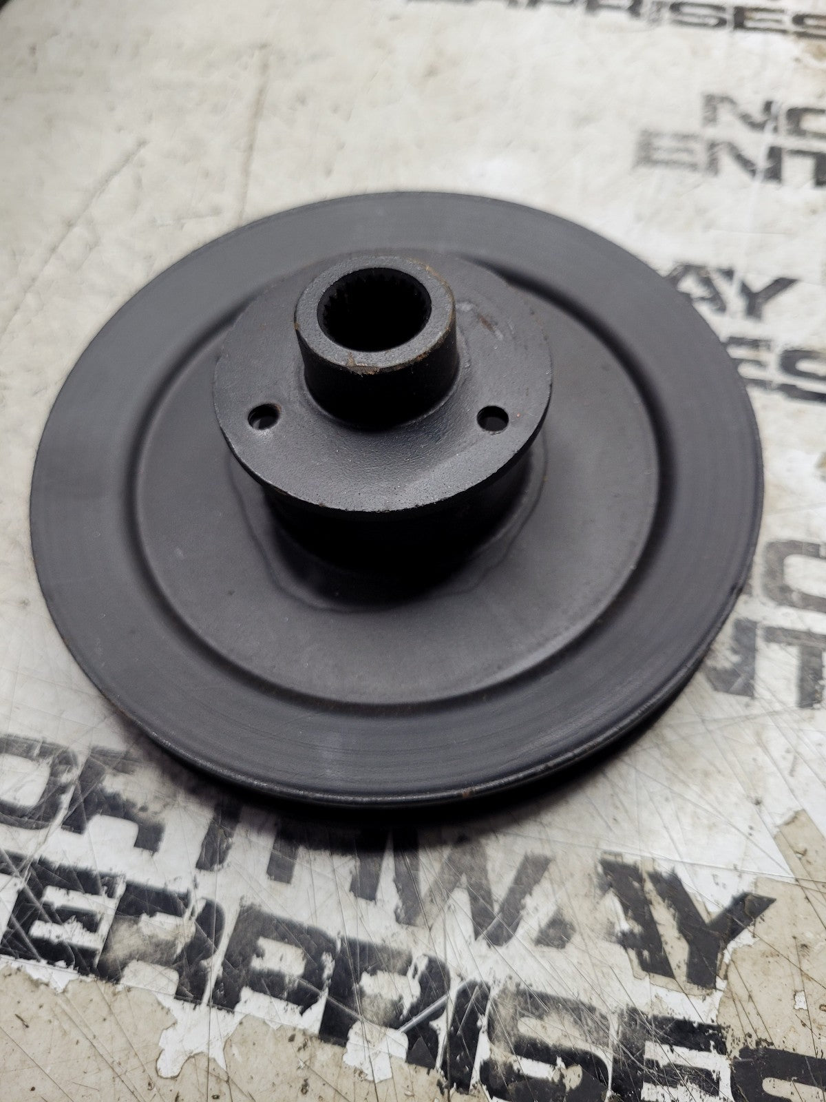 Kubota K1122-11130 PULLEY NEW