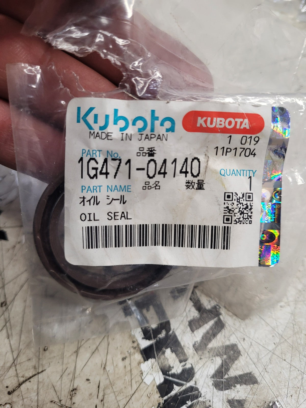 1G471-04140 Genuine Kubota Oil Seal