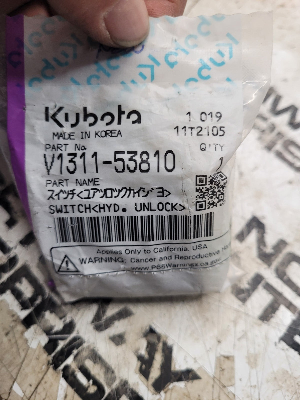 V1311-53810 Genuine Kubota Hydraulic Unlock Switch