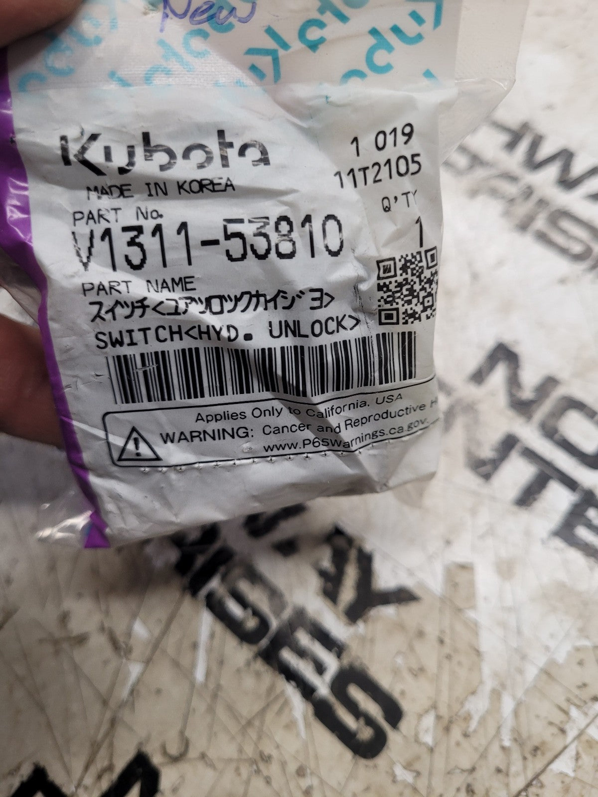 V1311-53810 Genuine Kubota Hydraulic Unlock Switch