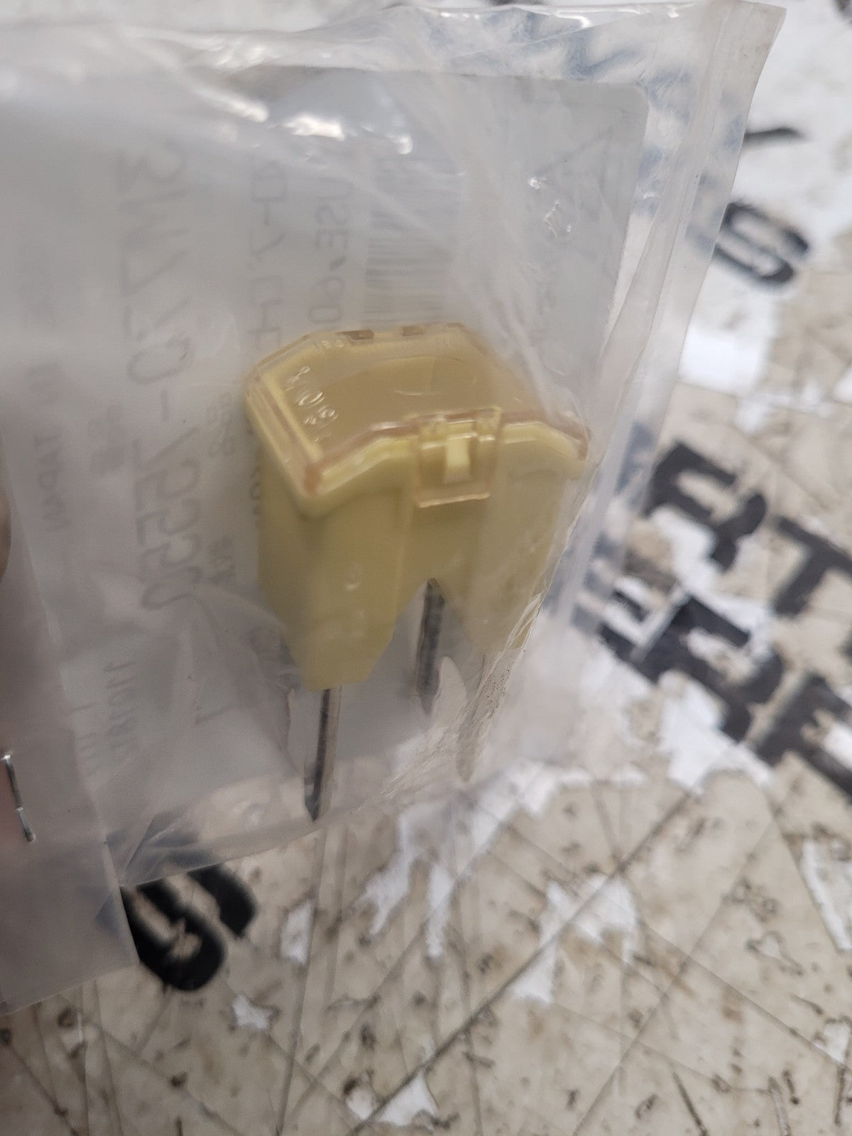 3M770-75550 Genuine Kubota Fuse 60a