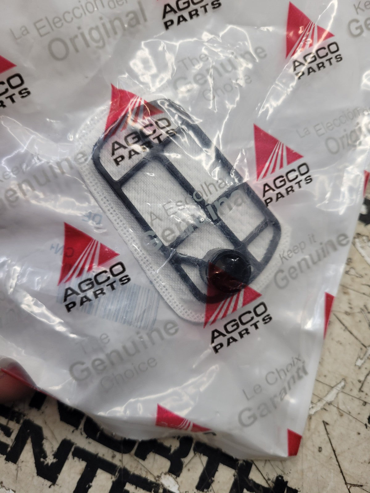 ACP0338340 AGCO DEF FILTER ELEMENT