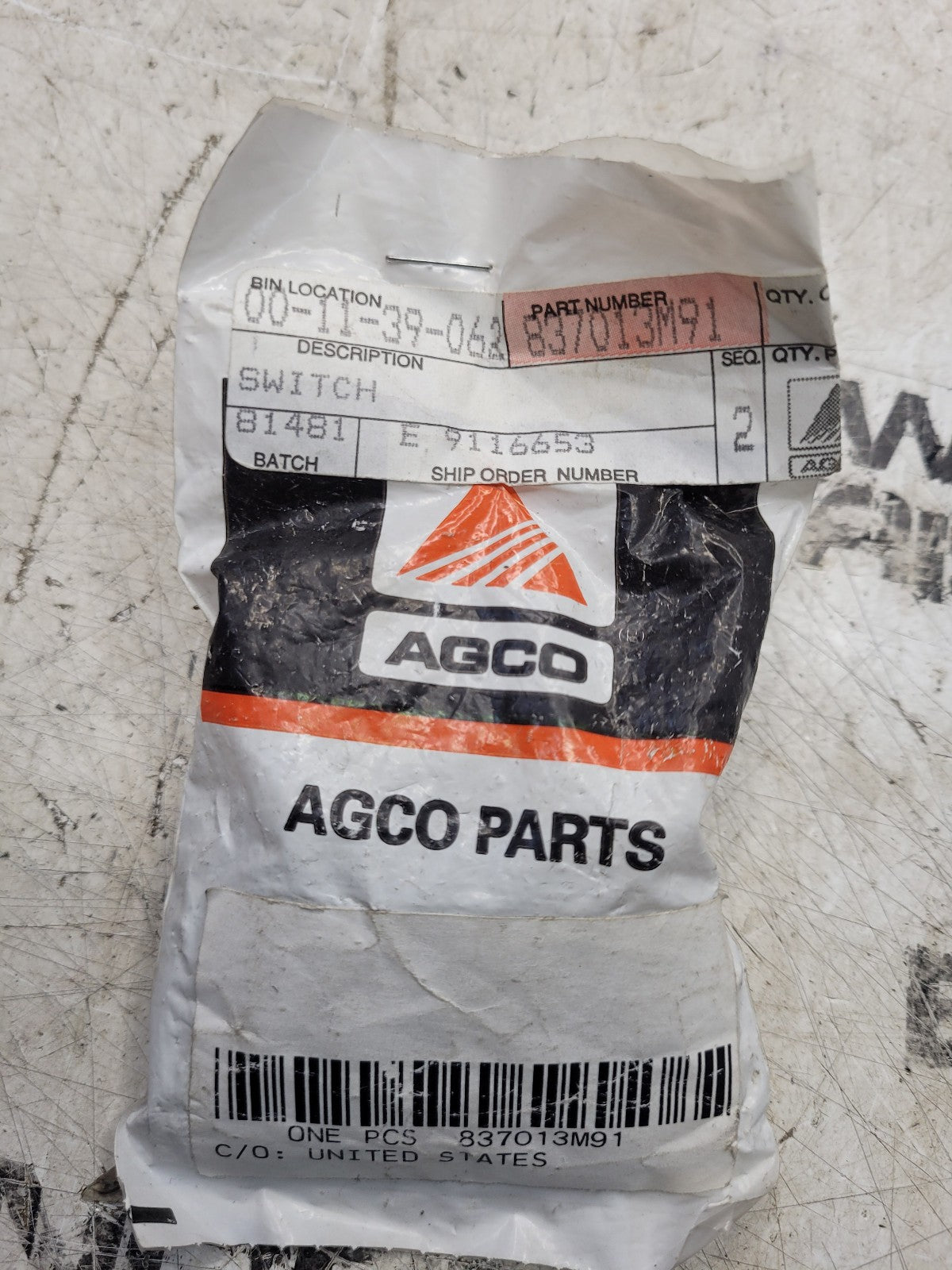 837013M91 New Genuine AGCO Ignition Switch