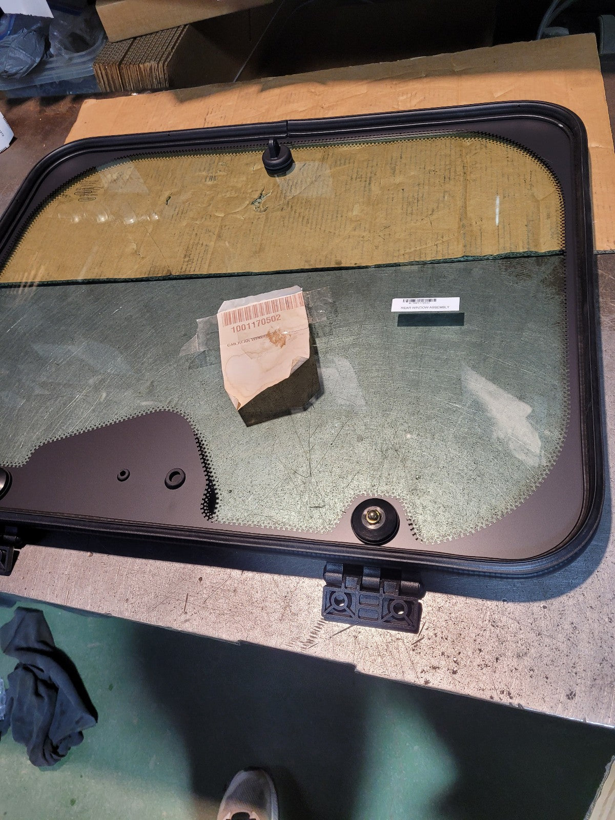 New Genuine JLG 1001170502 Cab Rear Window
