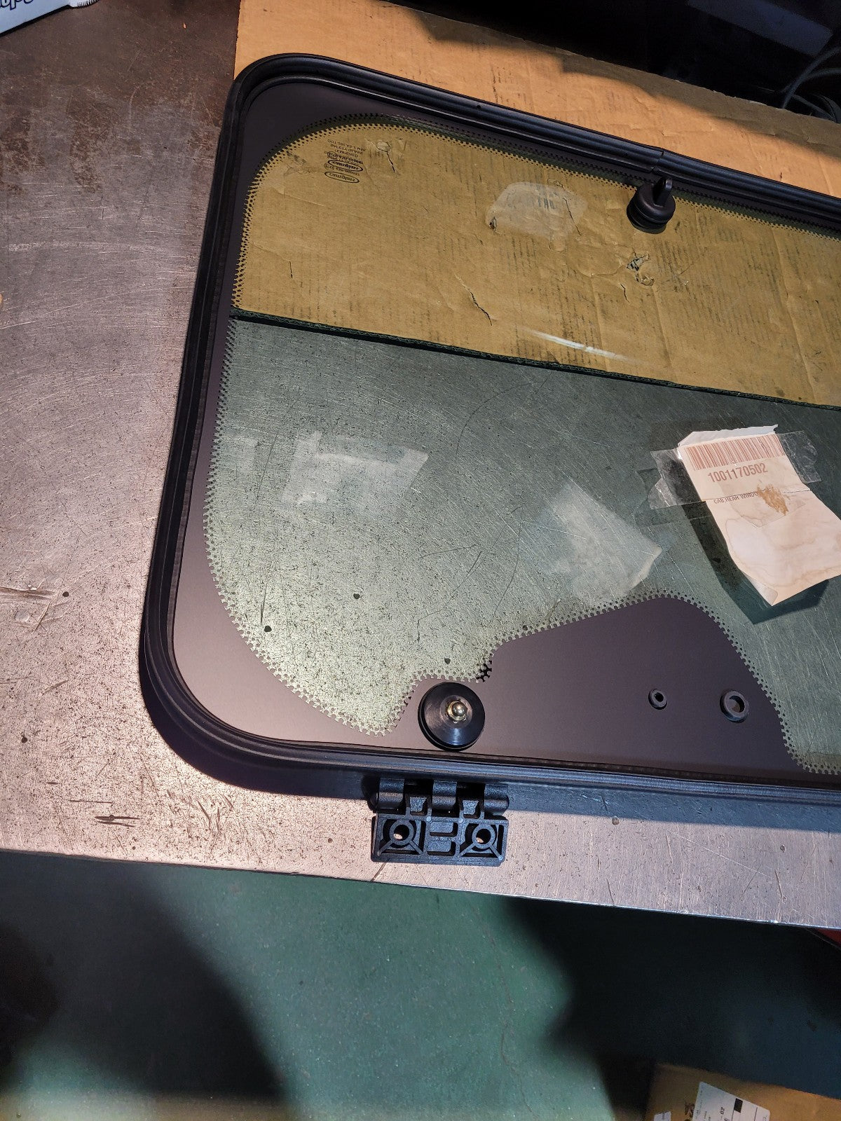 New Genuine JLG 1001170502 Cab Rear Window