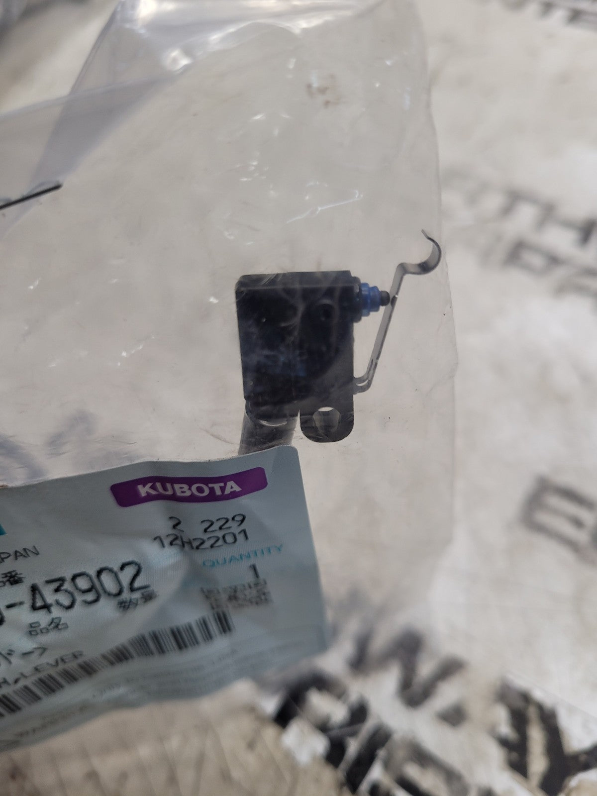 TC220-42902 Kubota Lever Switch Product replaces TC220-43900
