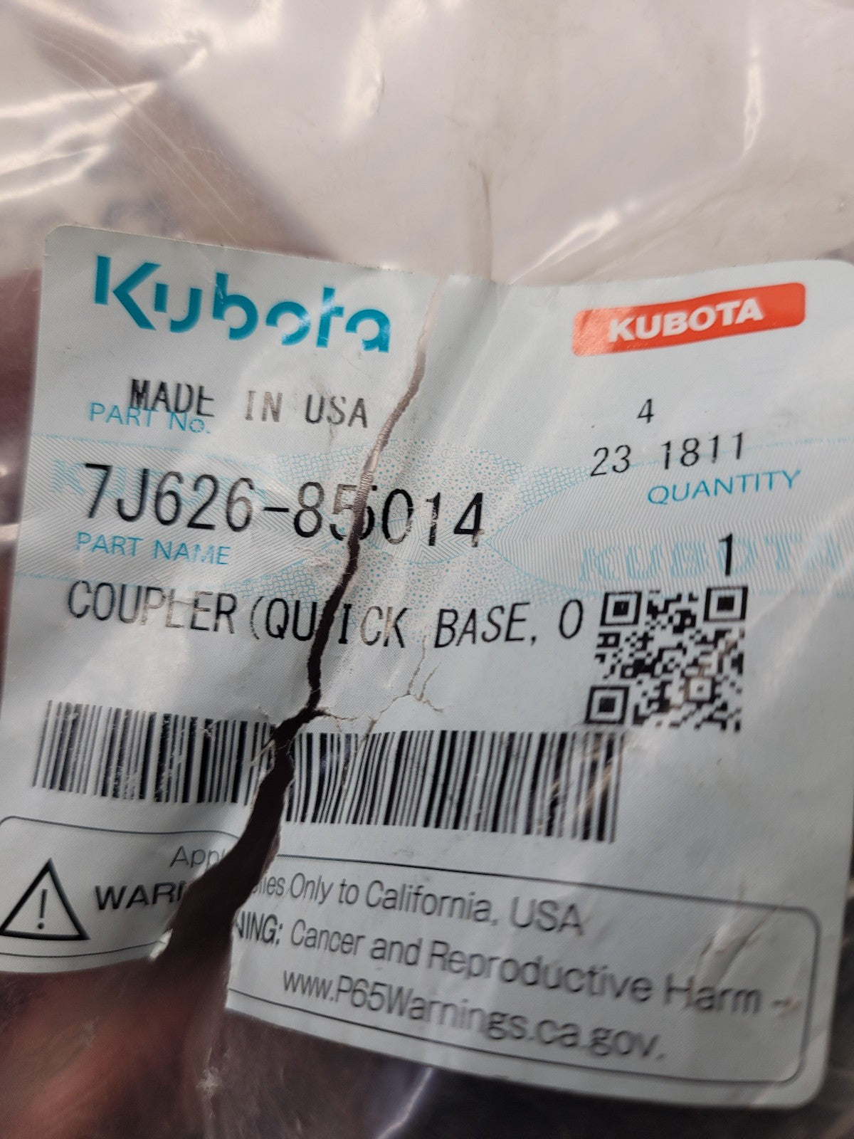 7J626-85014 KUBOTA QUICK COUPLER BASE