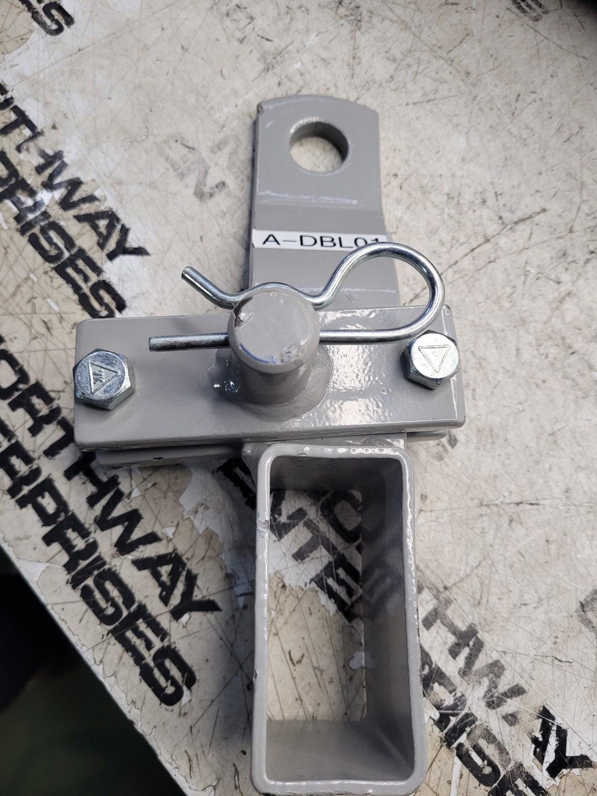A-DBL01 A and I Drawbar, Lock