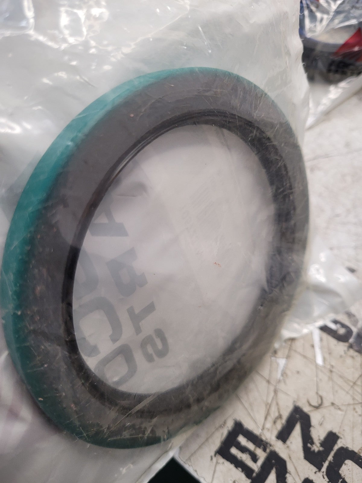 1057234M1 GENUINE AGCO NEW OIL SEAL