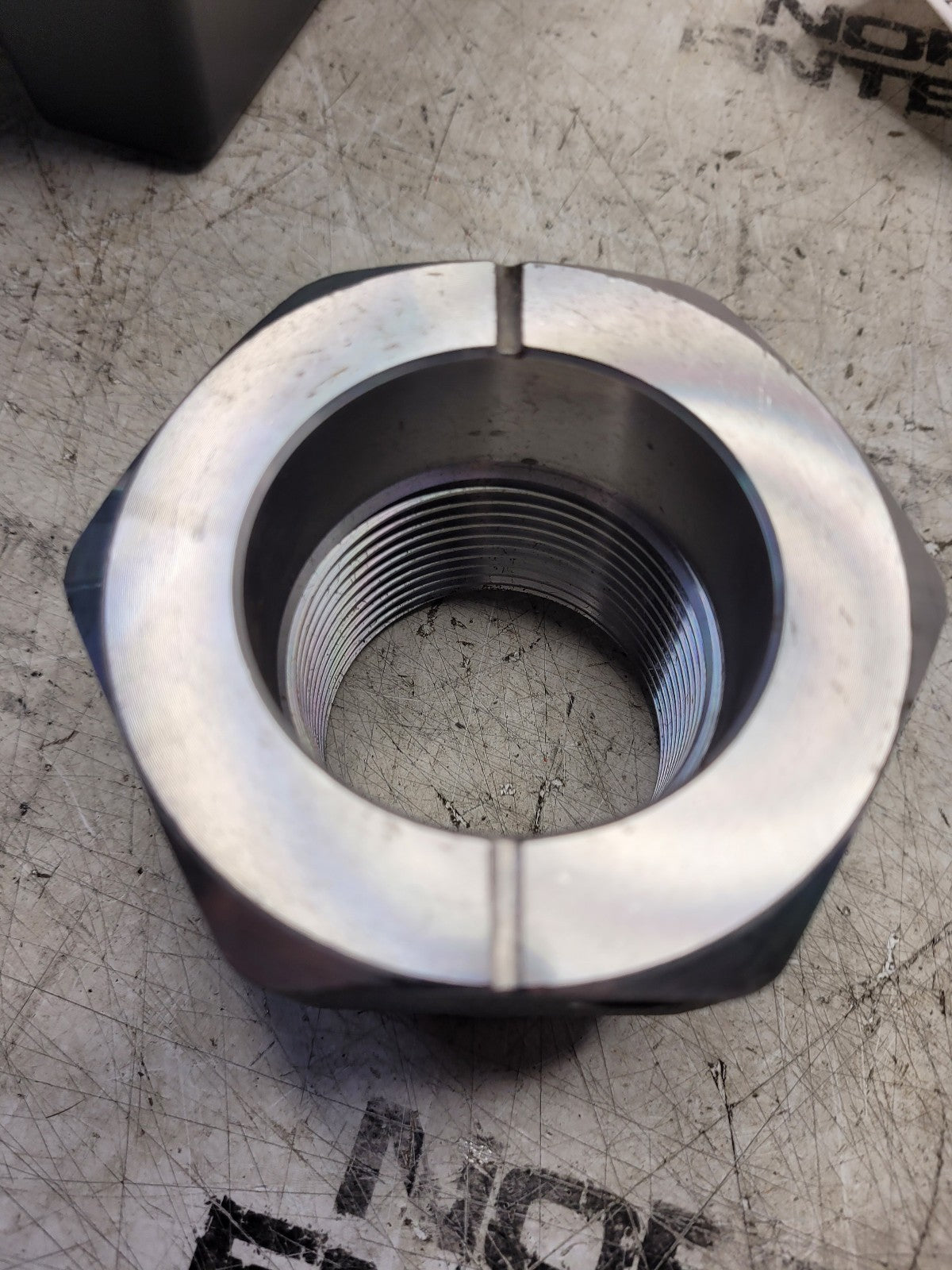 YM01V00009S020 GENUINE CNH CASE NUT