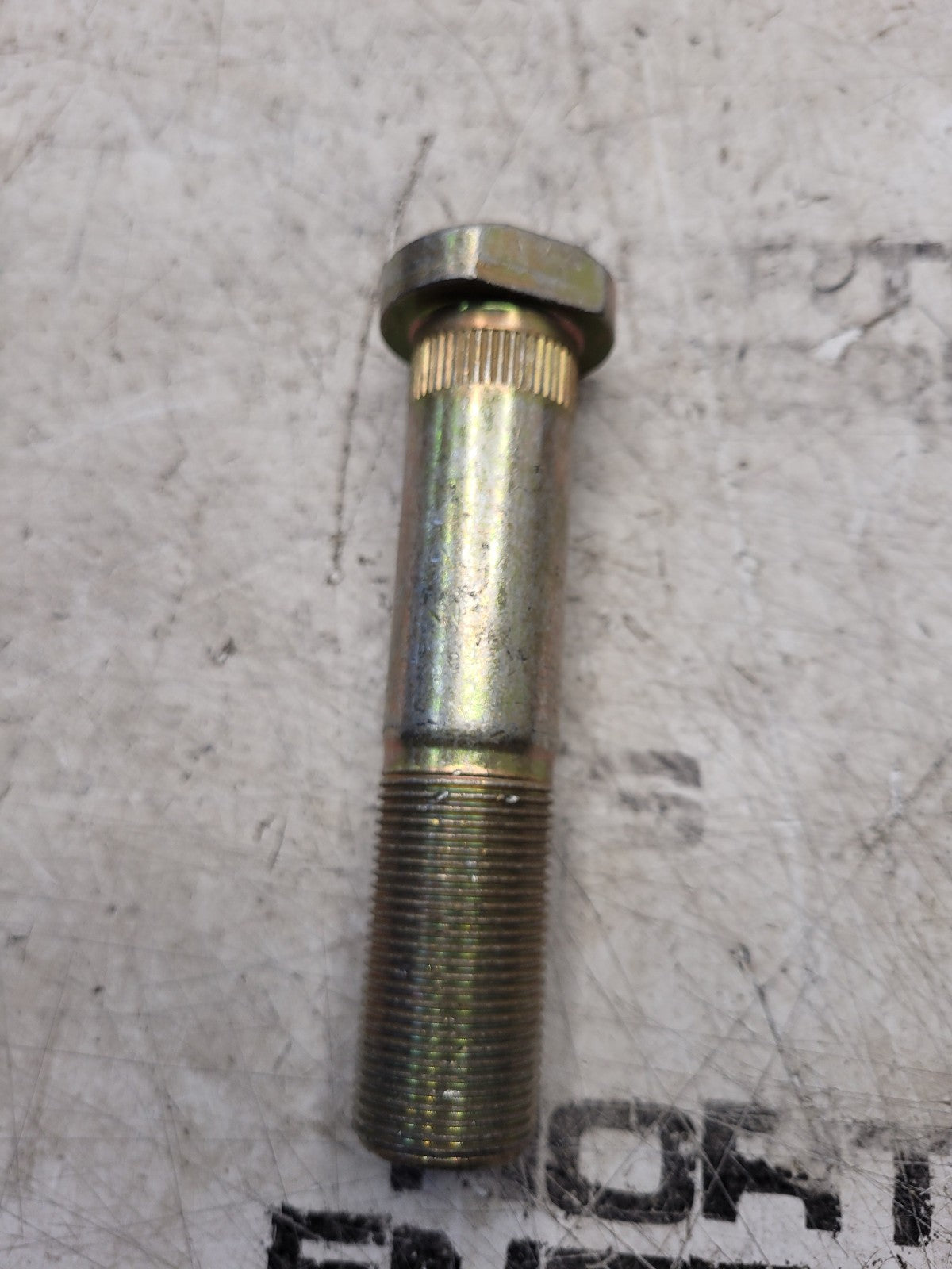 NEW 72310539 AGCO WHEEL STUD WHEEL BOLT M22X1