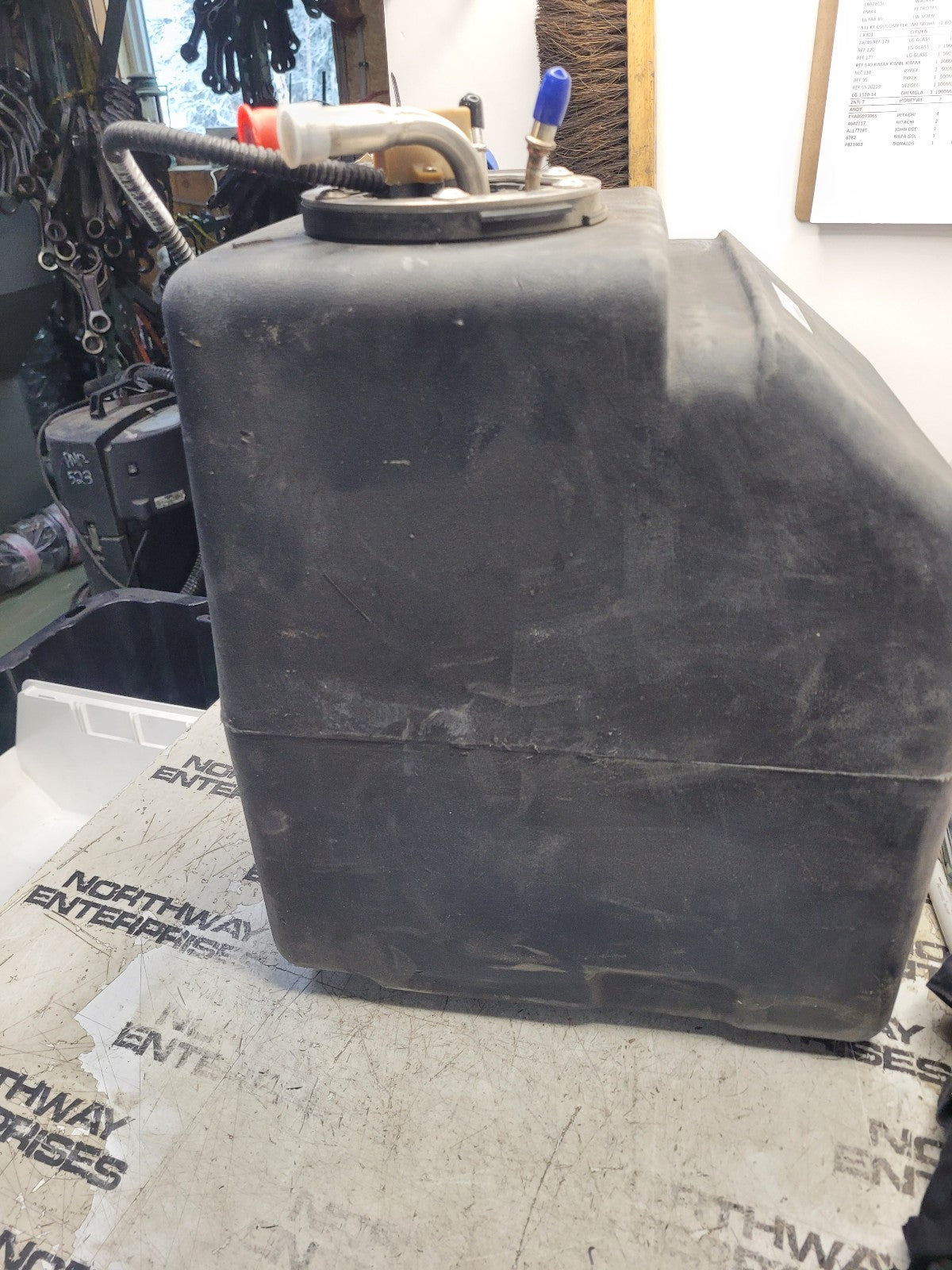 JLG DEF TANK 1001289559S W/ HEADER SENDING UNIT 1001278919S