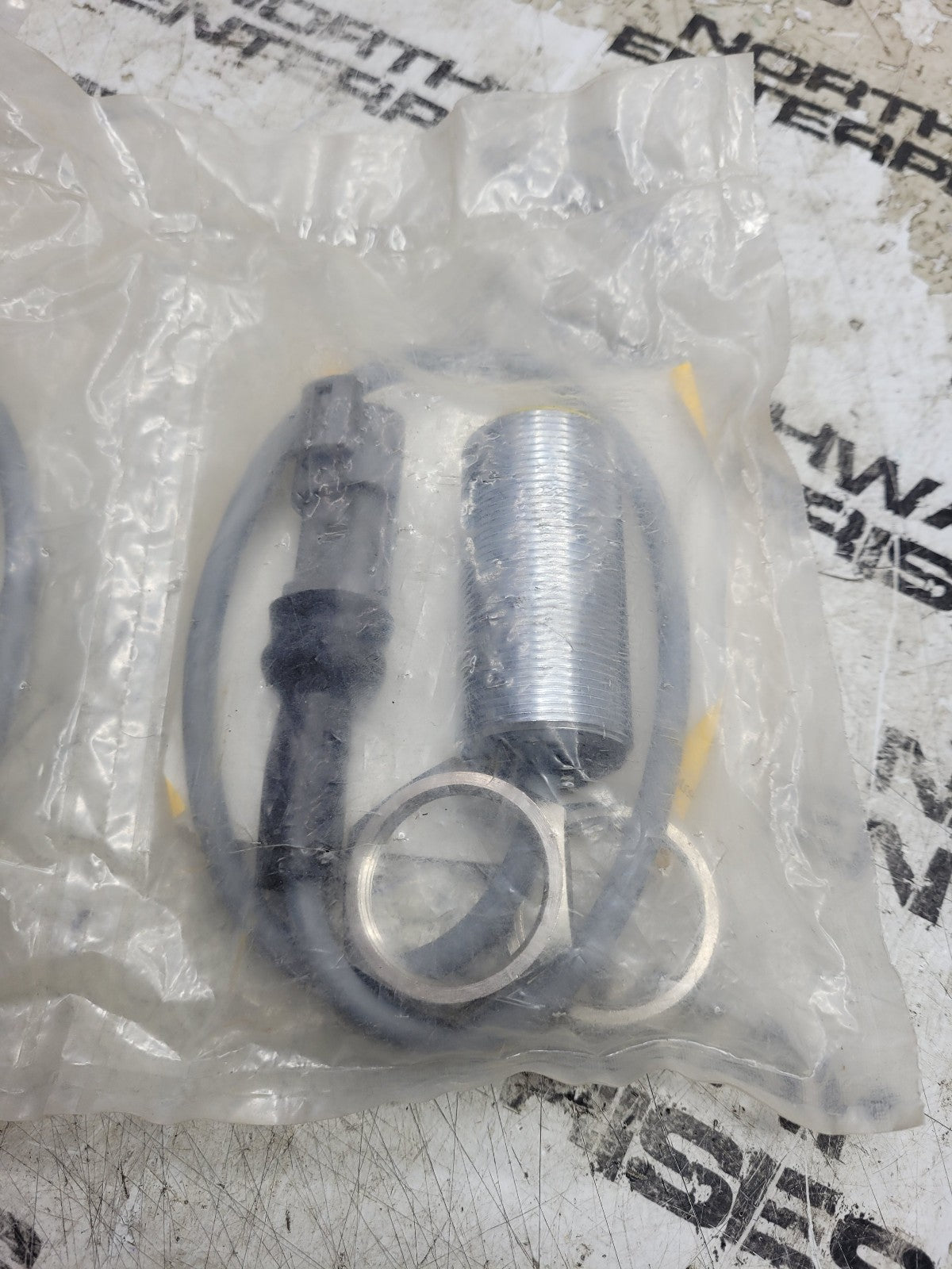 NEW TURCK PROXIMITY SWITCH 13151-000 BI10-G30-AP6X/S1676
