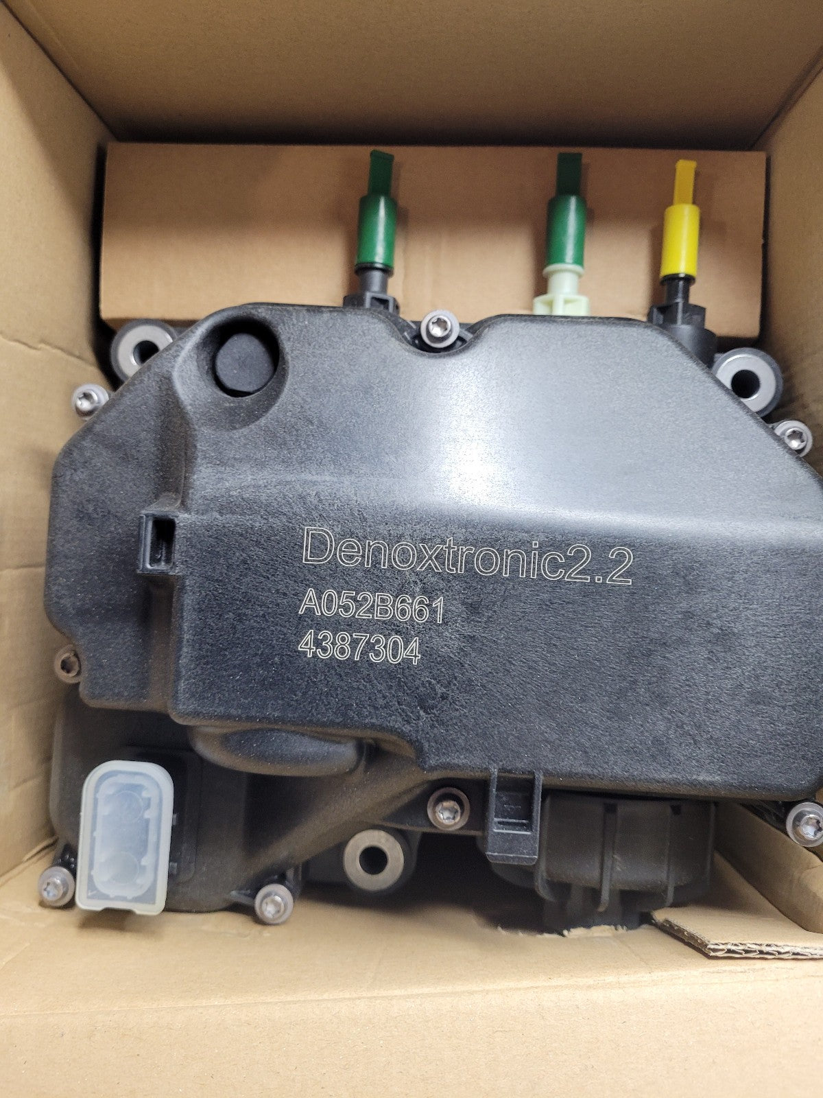 NEW CUMMINS 1001213210S / 4387304 UREA Doser Fluid Supply Module 6.7  ISB/QSB