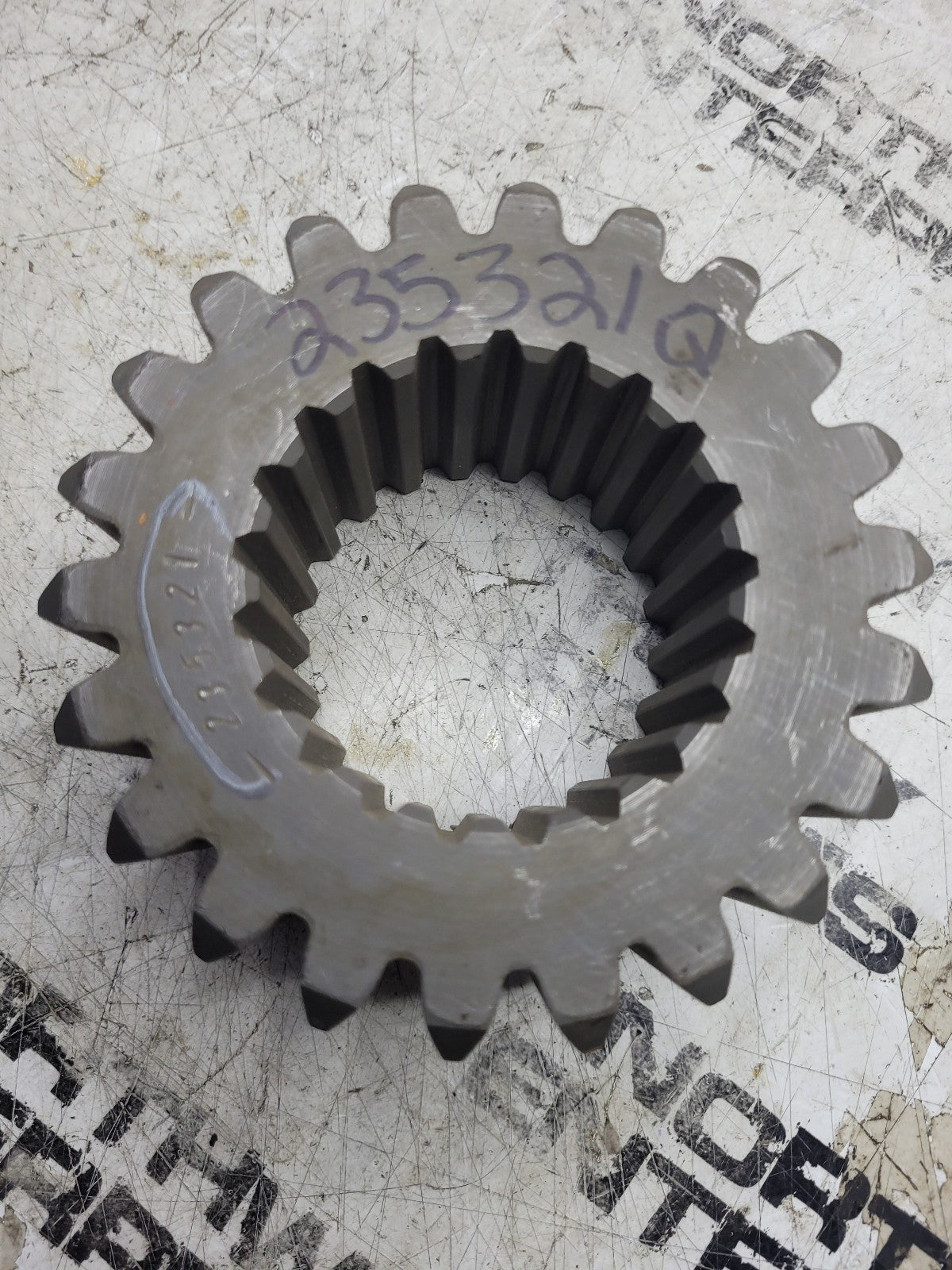DANA SPICER ­-­ 235321 ­-­ IDLER SHAFT GEAR 235321Q
