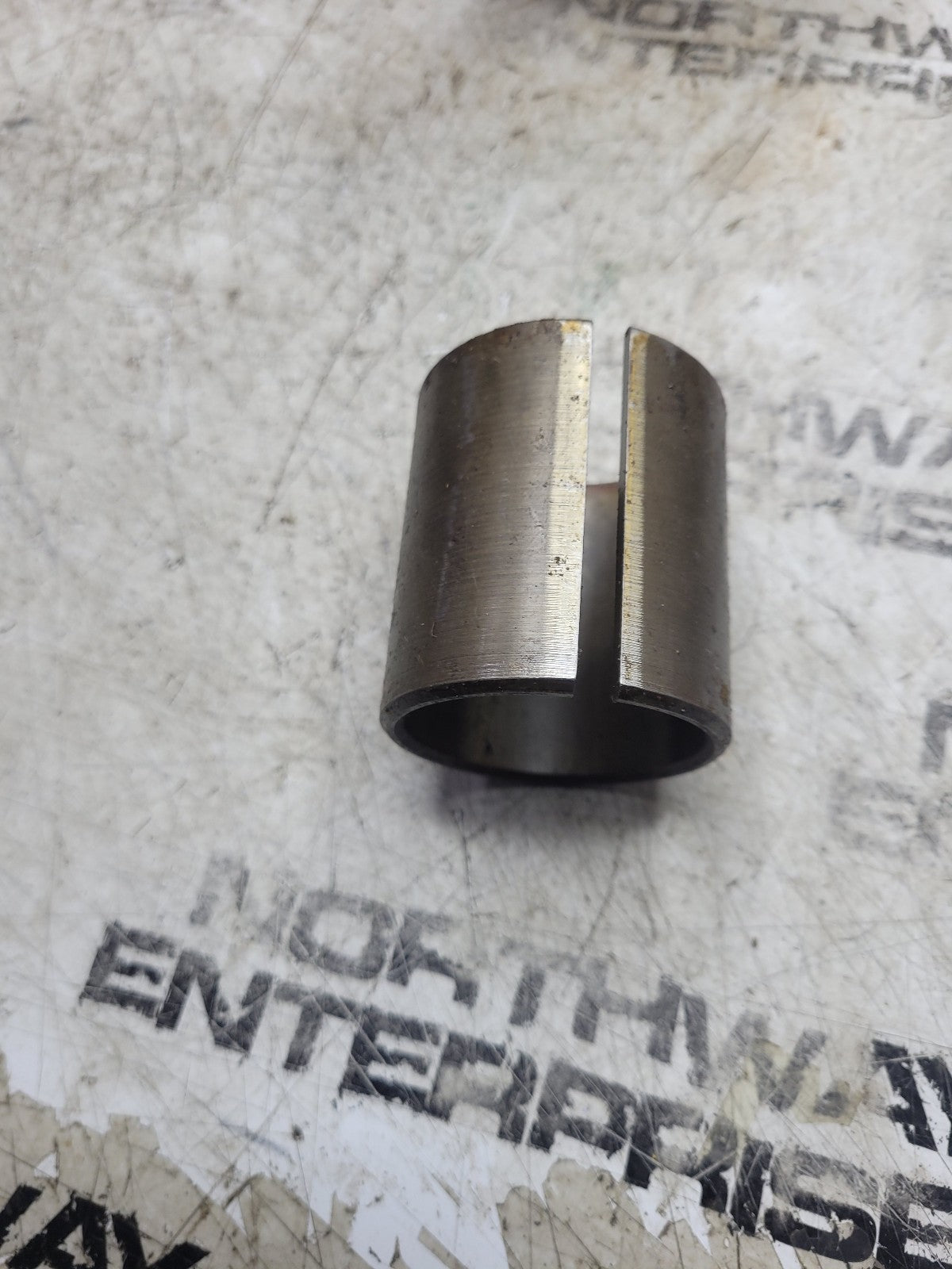 NEW EUCLID HITACHI E9115877 9115877 BUSHING