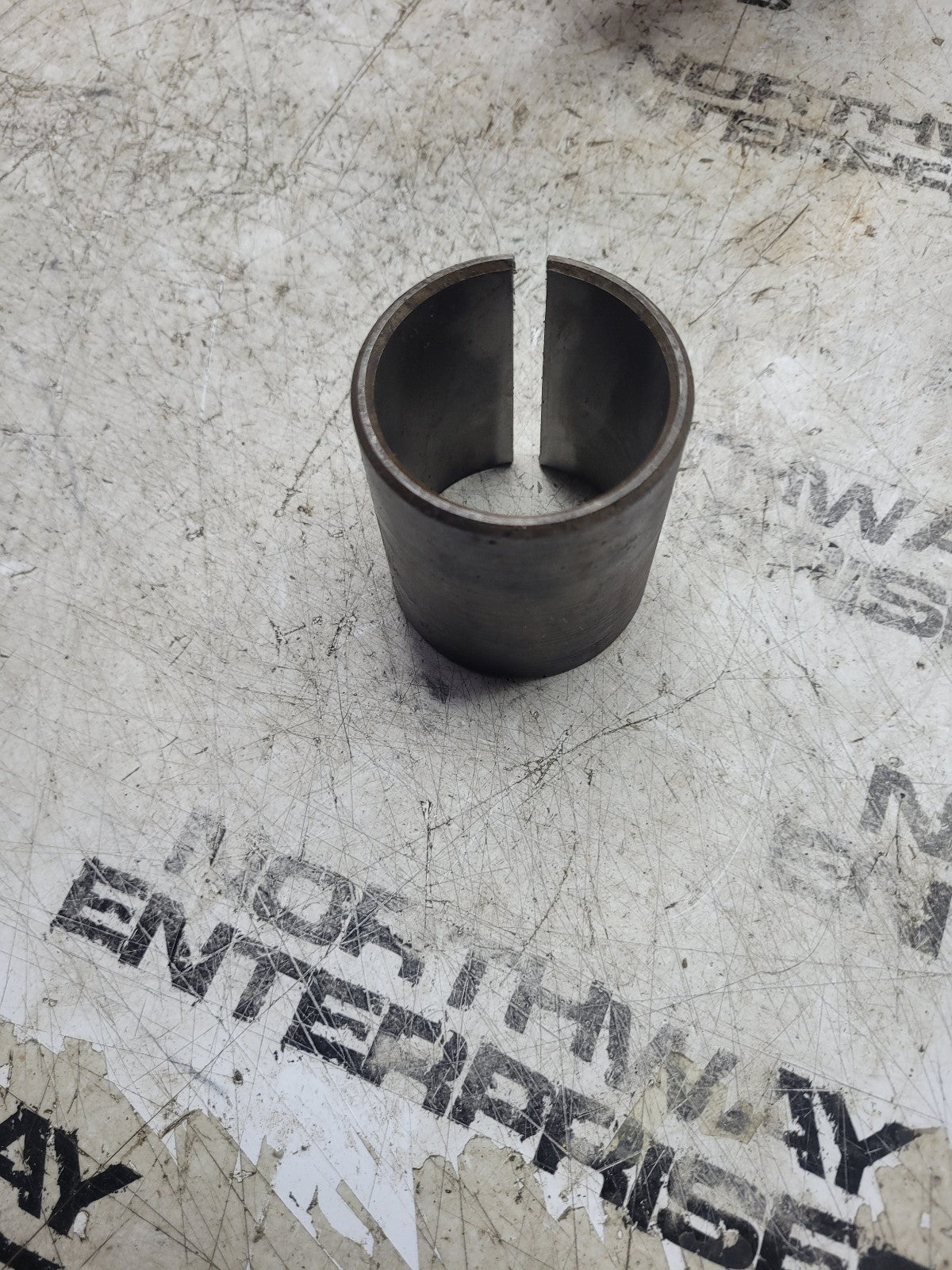 NEW EUCLID HITACHI E9115877 9115877 BUSHING
